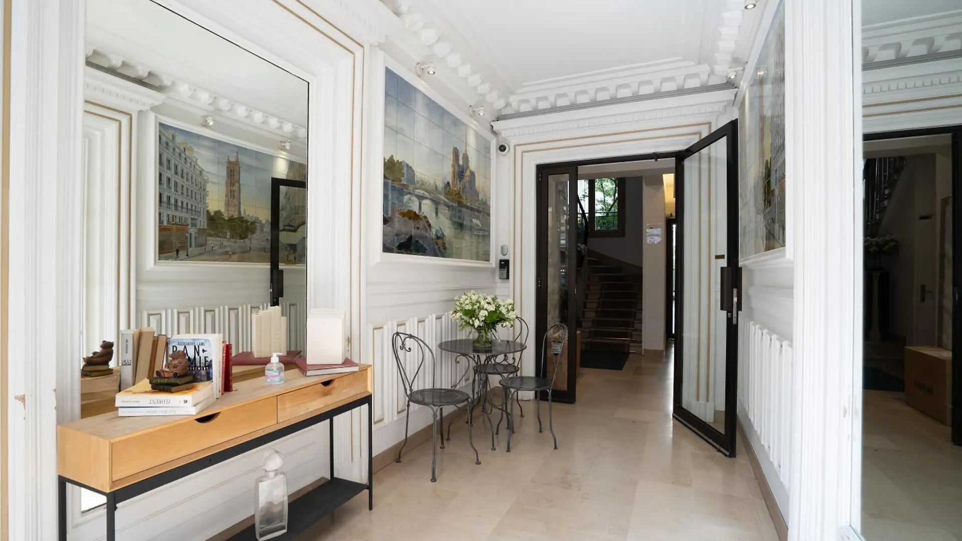 Le Bardot By - 1 Ch - 4 Pers Apartment Paris
